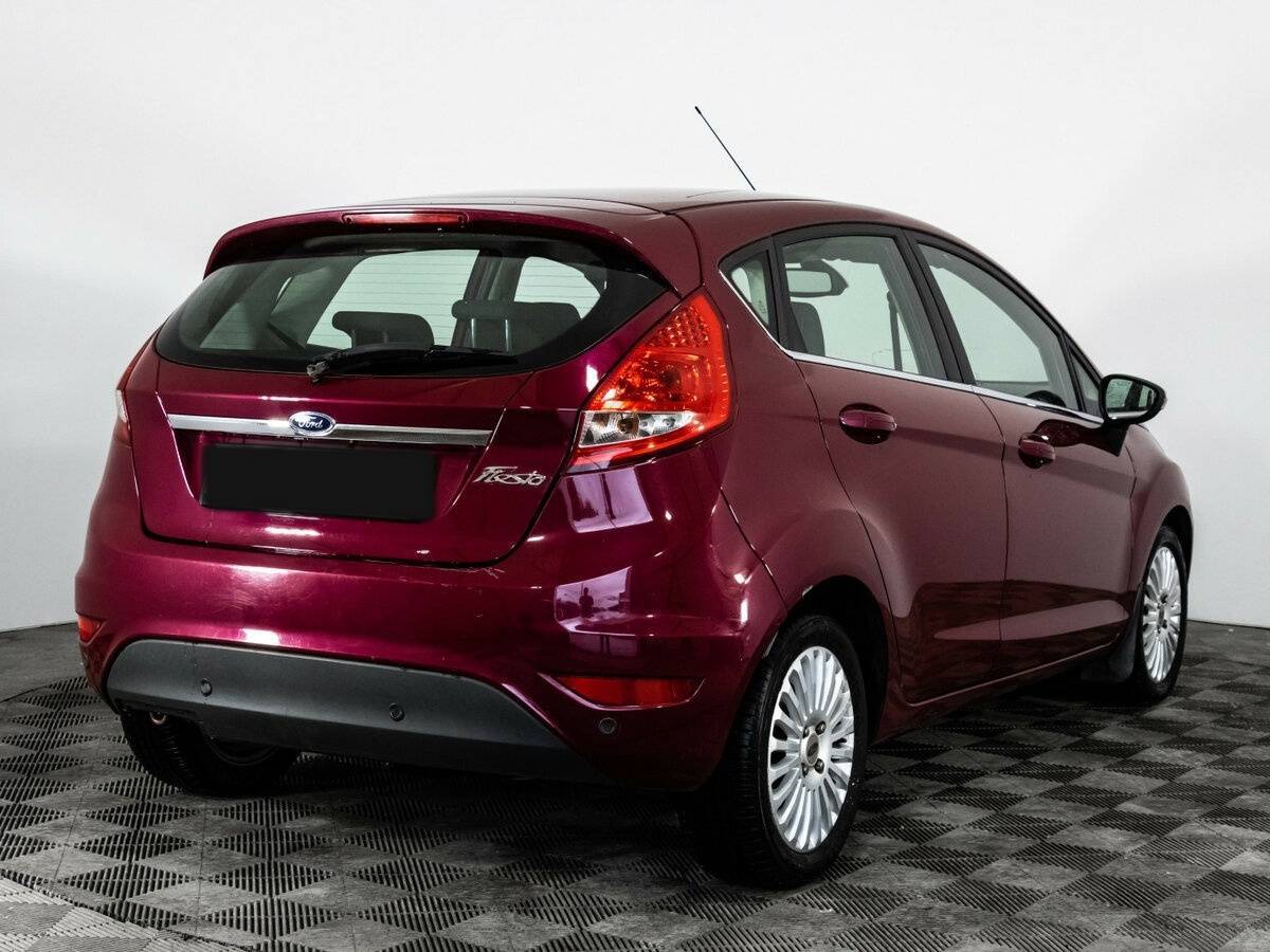Ford Fiesta с пробегом — 2008 год. Фото: #3
