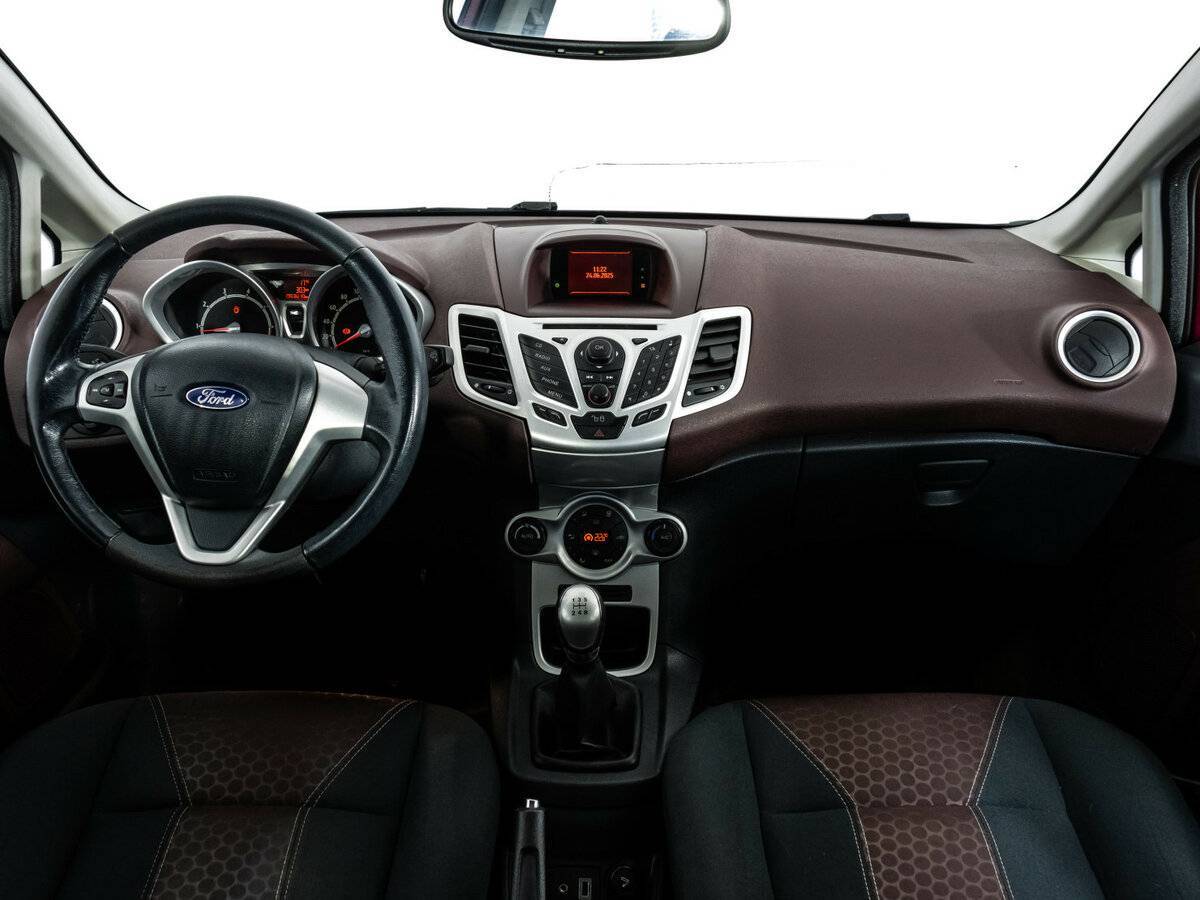 Ford Fiesta с пробегом — 2008 год. Фото: #7