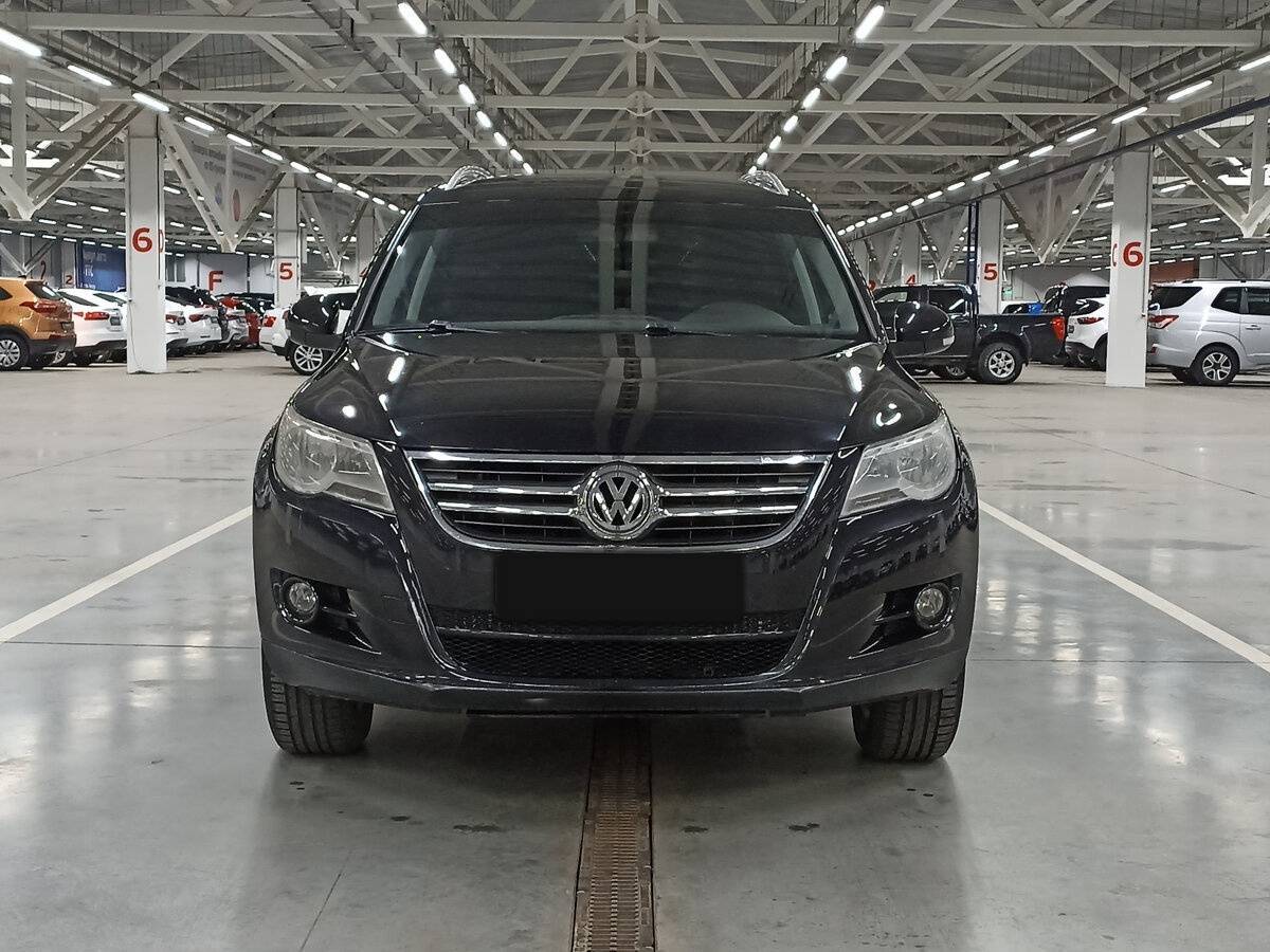 Volkswagen Tiguan с пробегом — 2008 год. Фото: #1