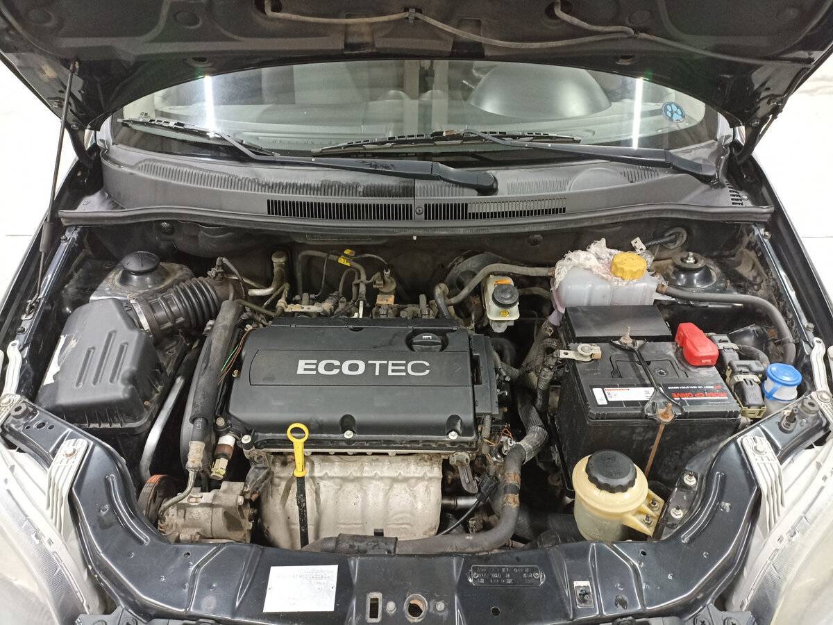 Chevrolet Aveo с пробегом — 2011 год. Фото: #8