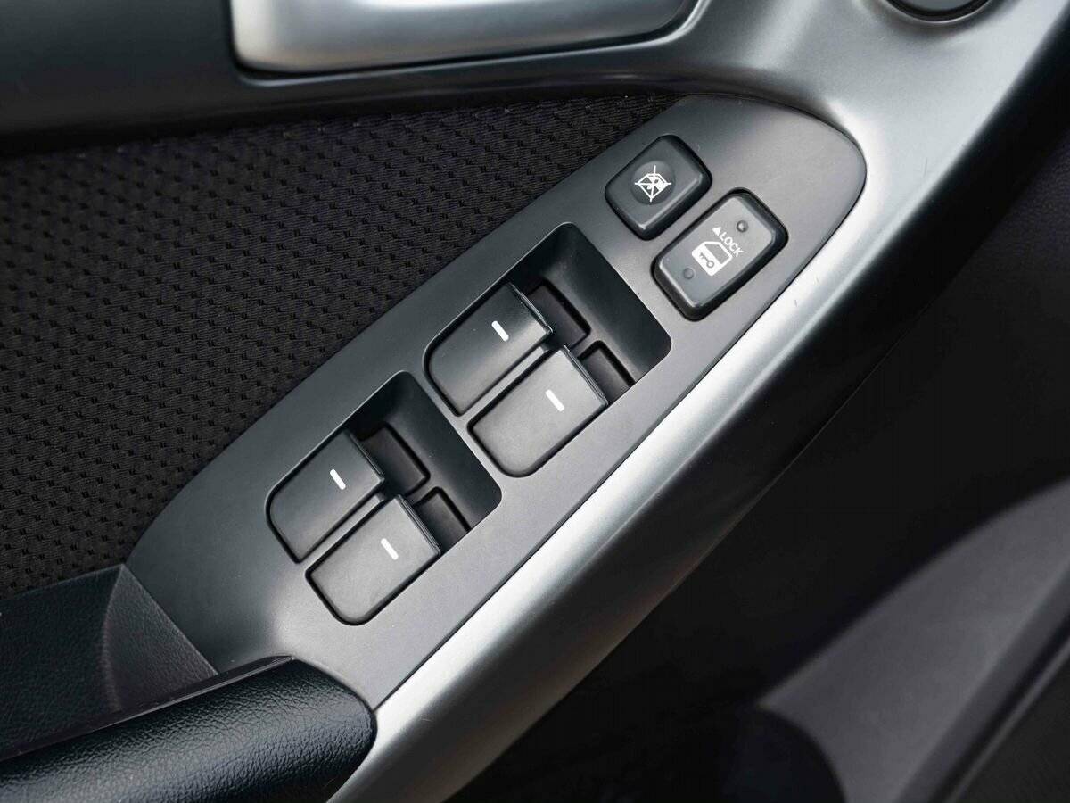 Kia Cerato с пробегом — 2012 год. Фото: #15