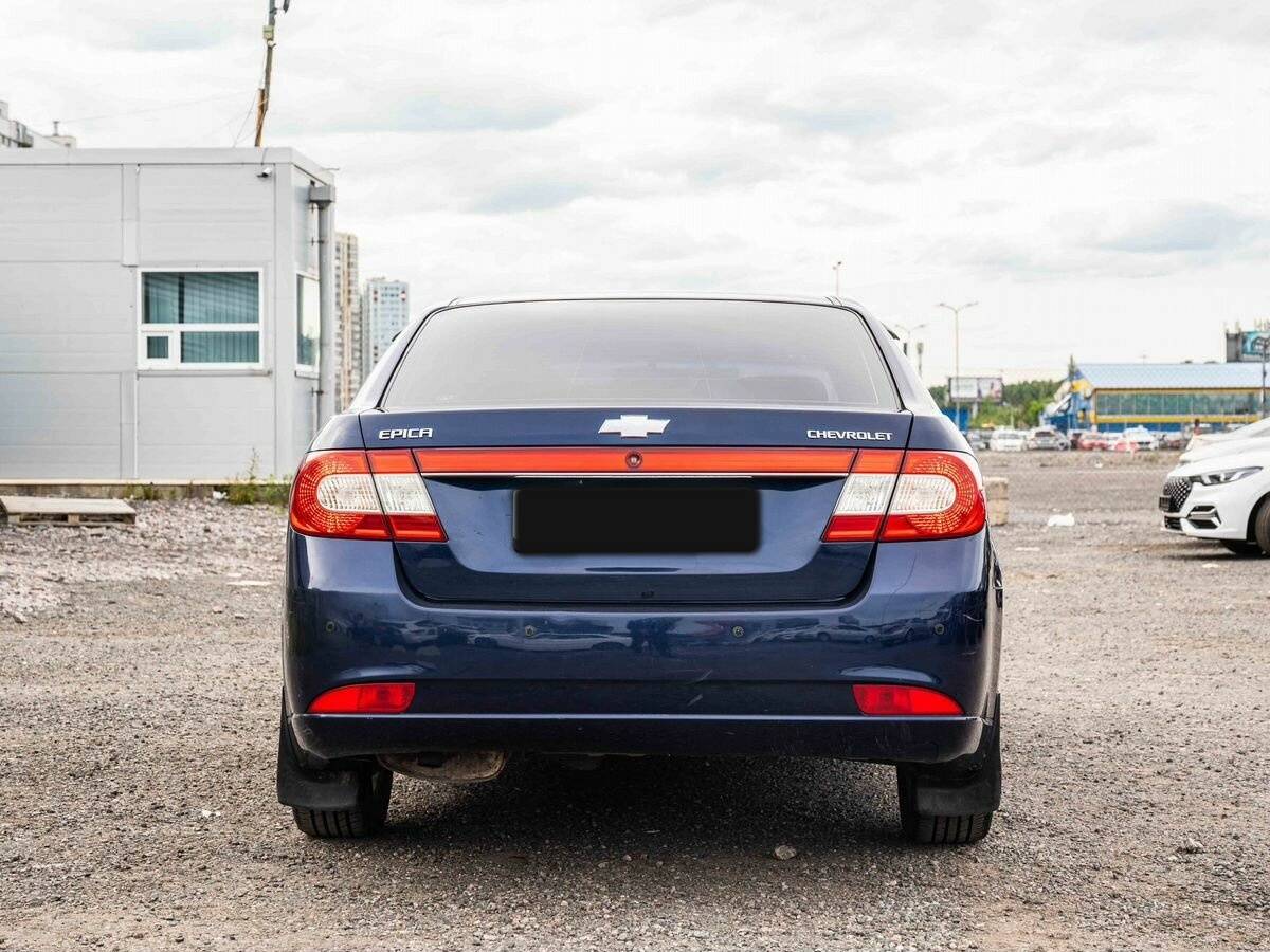 Chevrolet Epica с пробегом — 2012 год. Фото: #4