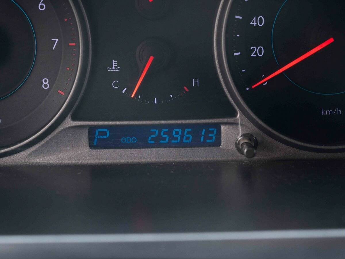 Chevrolet Epica с пробегом — 2012 год. Фото: #13