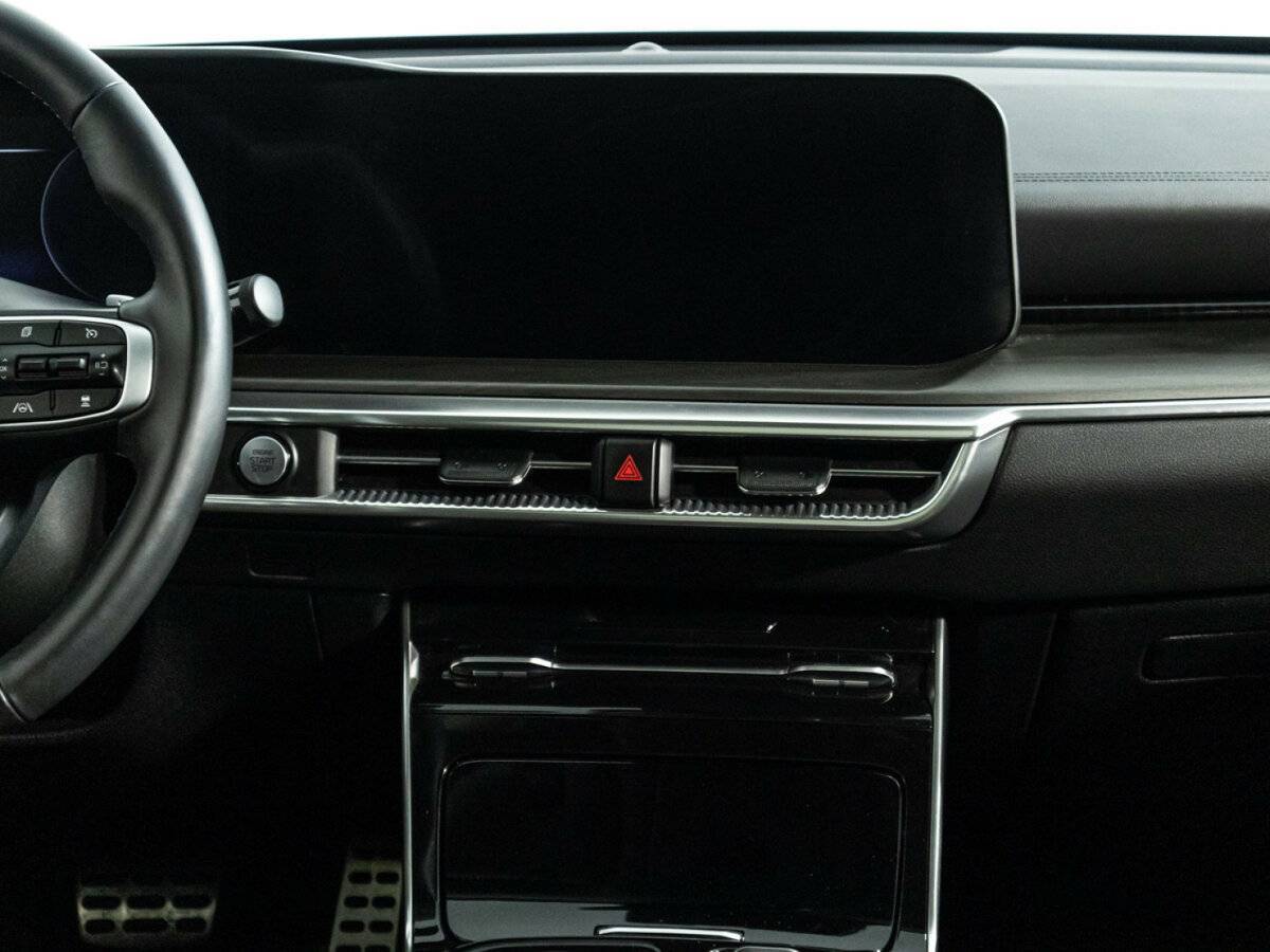 Kia K5 с пробегом — 2024 год. Фото: #13