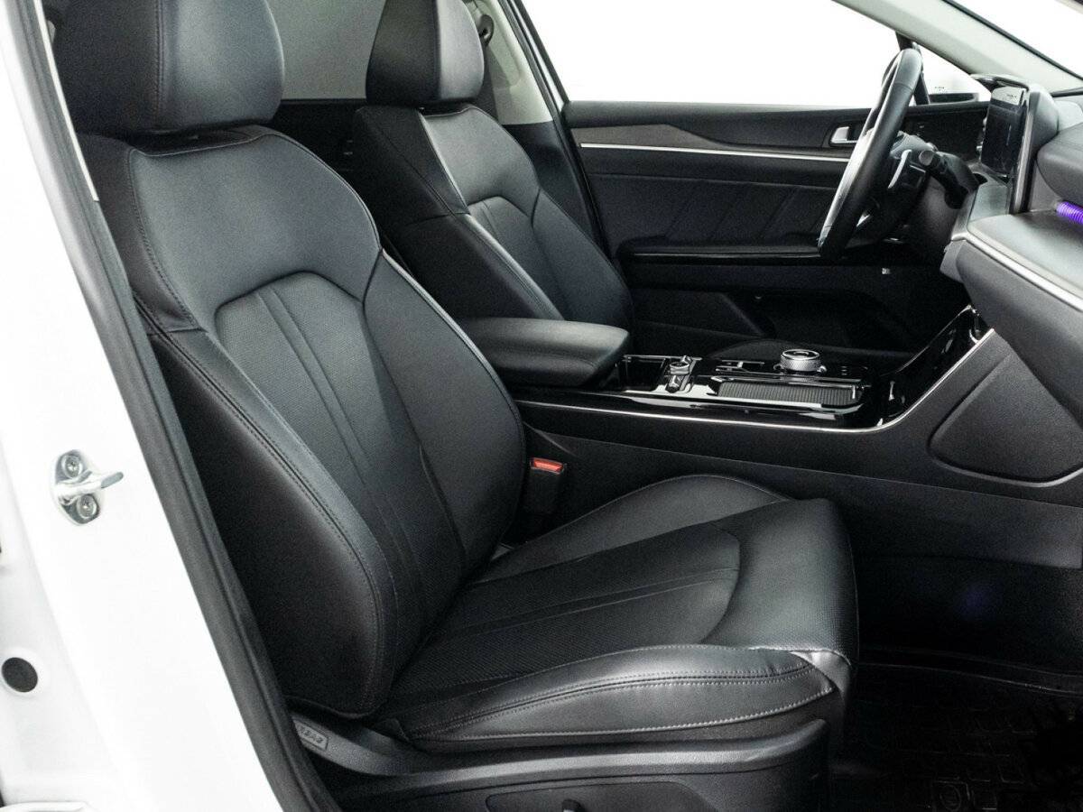 Kia K5 с пробегом — 2024 год. Фото: #15