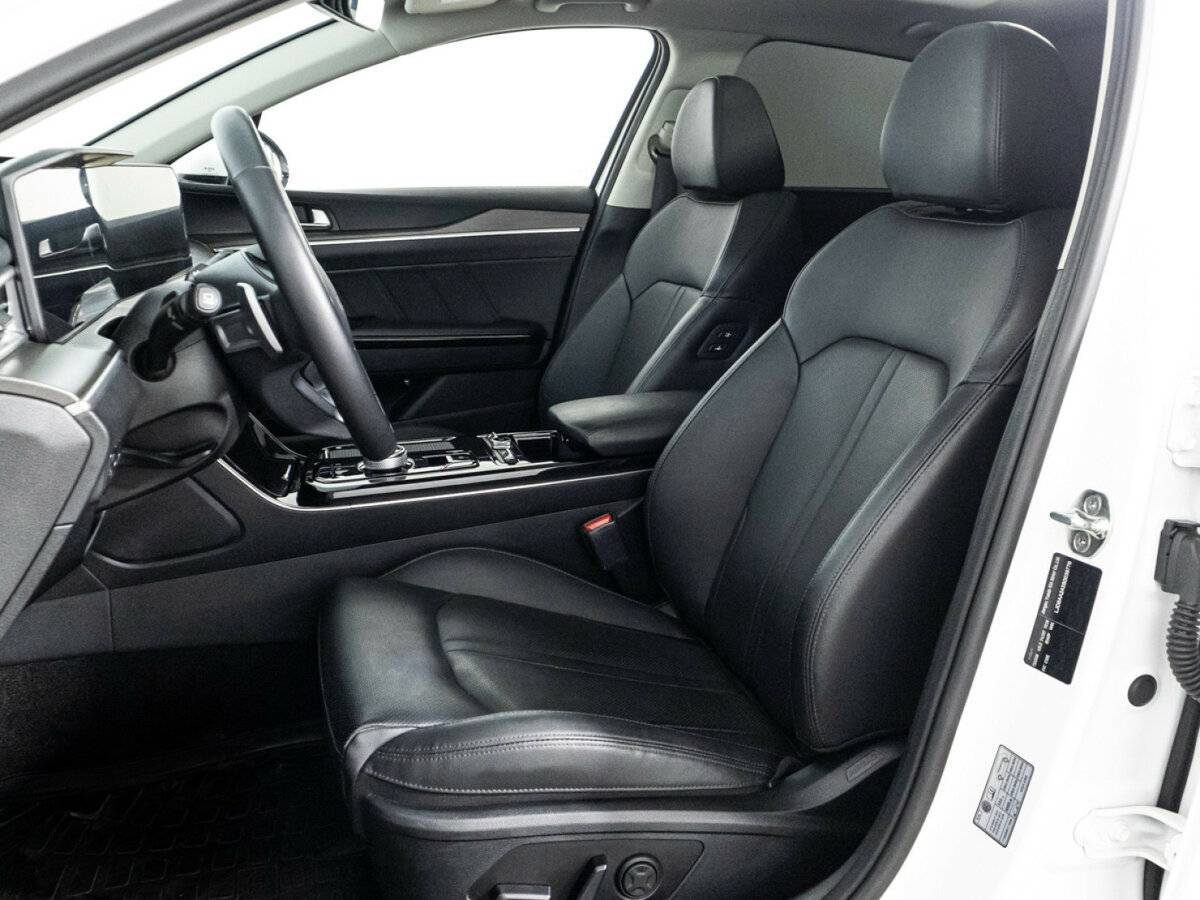 Kia K5 с пробегом — 2024 год. Фото: #16