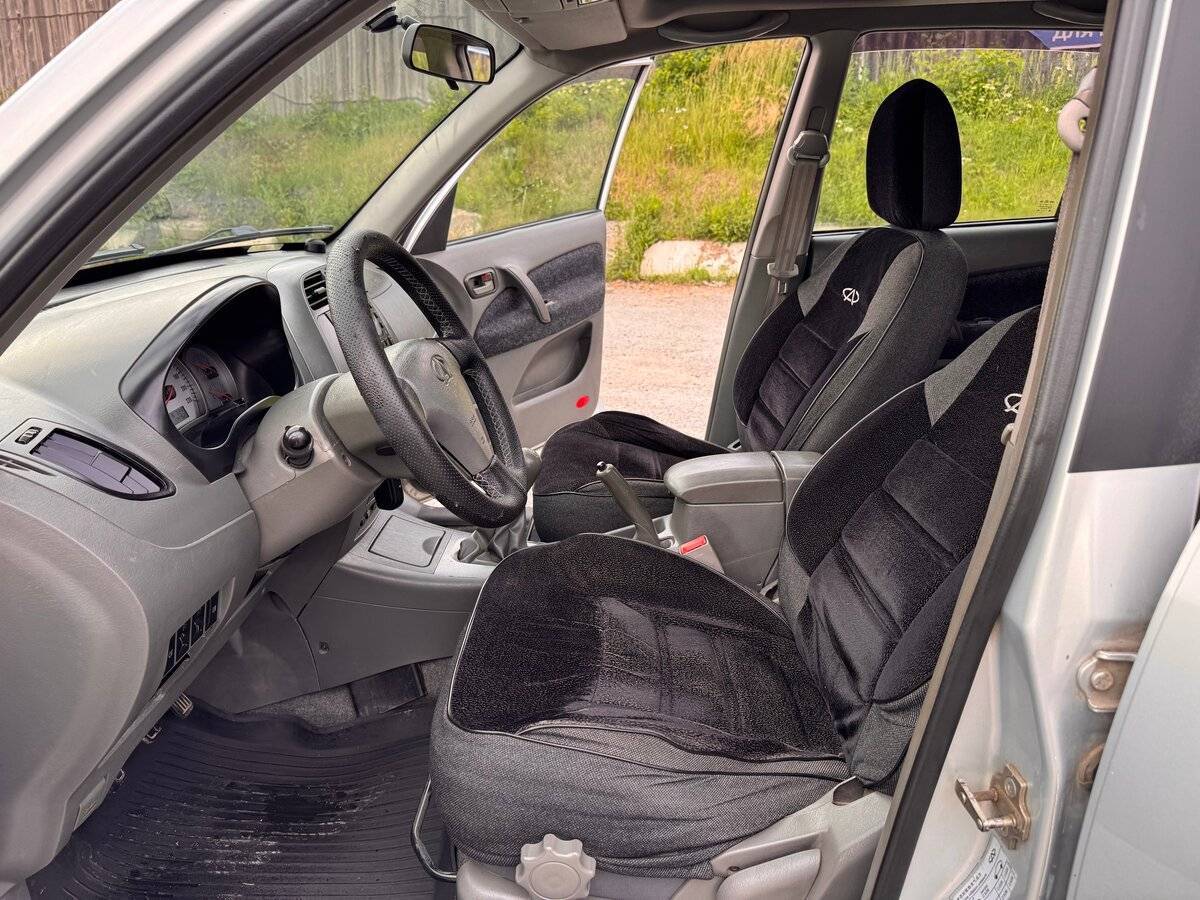 Chery Tiggo (T11) с пробегом — 2007 год. Фото: #14