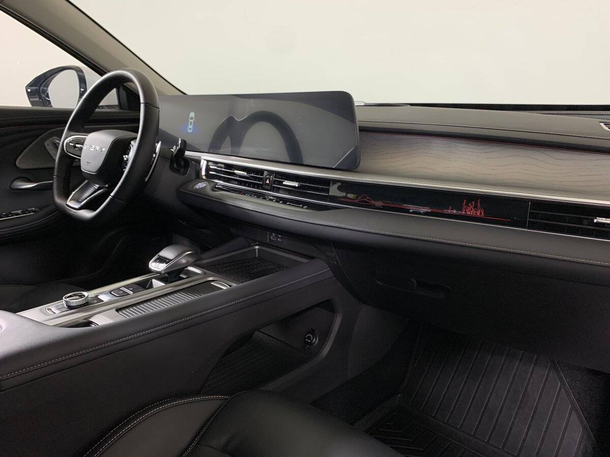 Chery Arrizo 8 с пробегом — 2023 год. Фото: #12