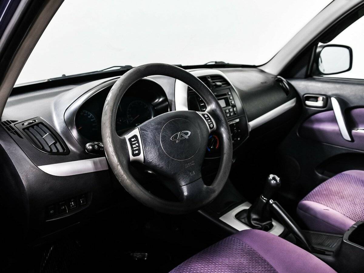 Chery Tiggo (T11) с пробегом — 2013 год. Фото: #10