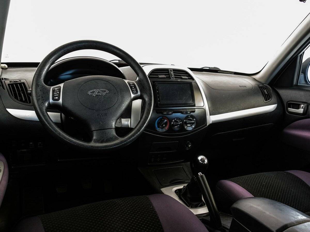 Chery Tiggo (T11) с пробегом — 2012 год. Фото: #10