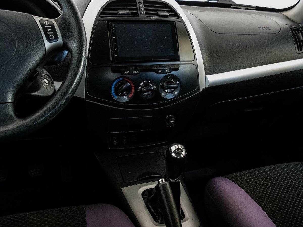 Chery Tiggo (T11) с пробегом — 2012 год. Фото: #11