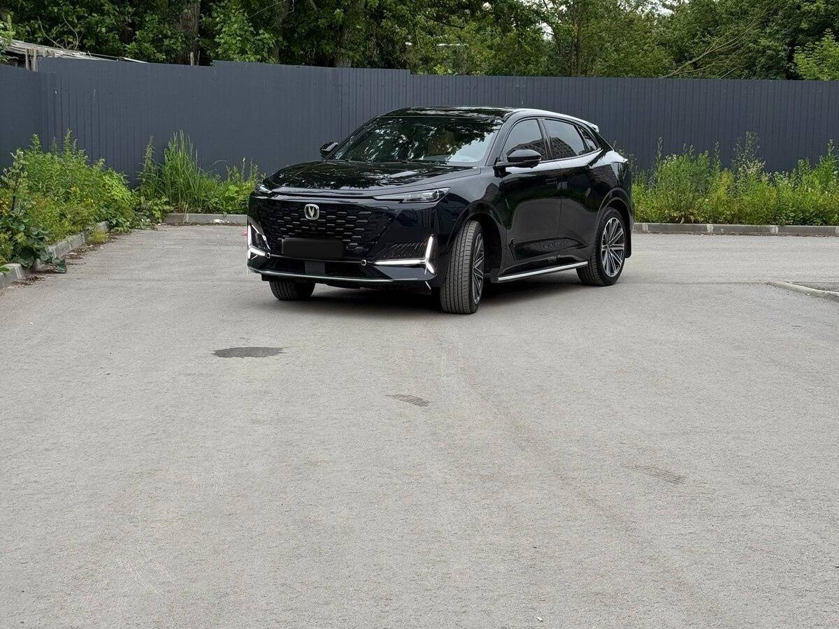 Changan UNI-K с пробегом — 2024 год. Фото: #9