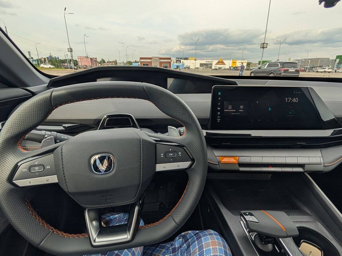 Changan UNI-V с пробегом — 2024 год. Фото: #7