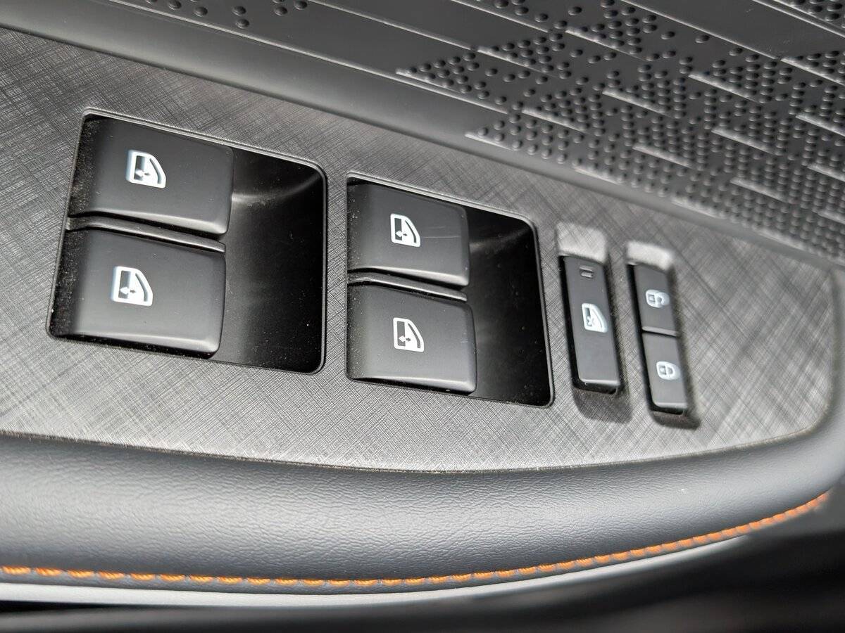 Changan UNI-V с пробегом — 2024 год. Фото: #9