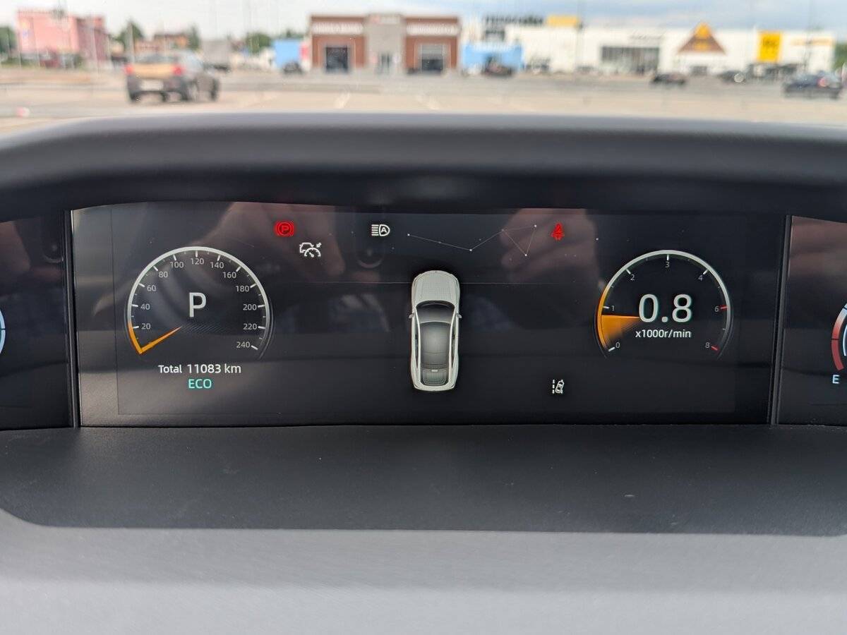 Changan UNI-V с пробегом — 2024 год. Фото: #11