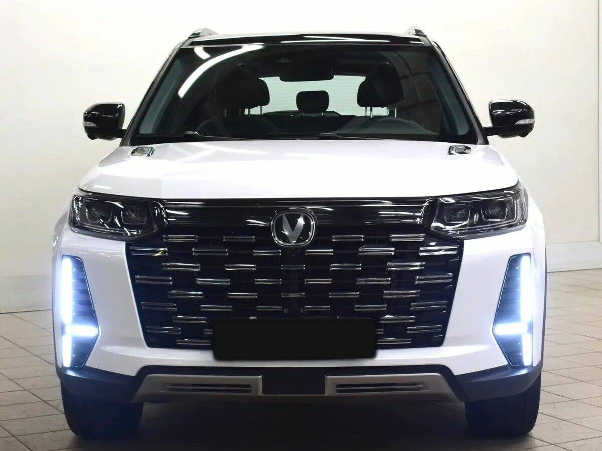 Changan CS95 с пробегом — 2023 год. Фото: #1