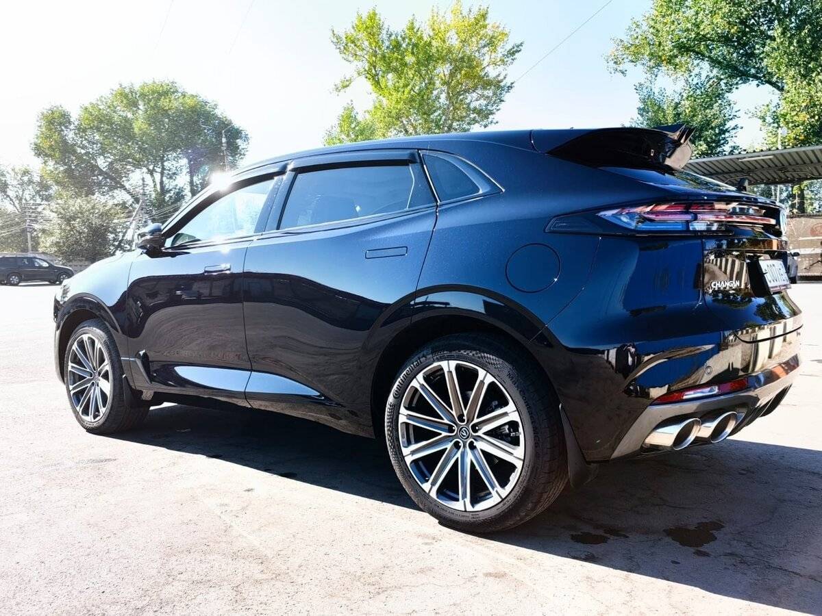 Changan UNI-K с пробегом — 2023 год. Фото: #3