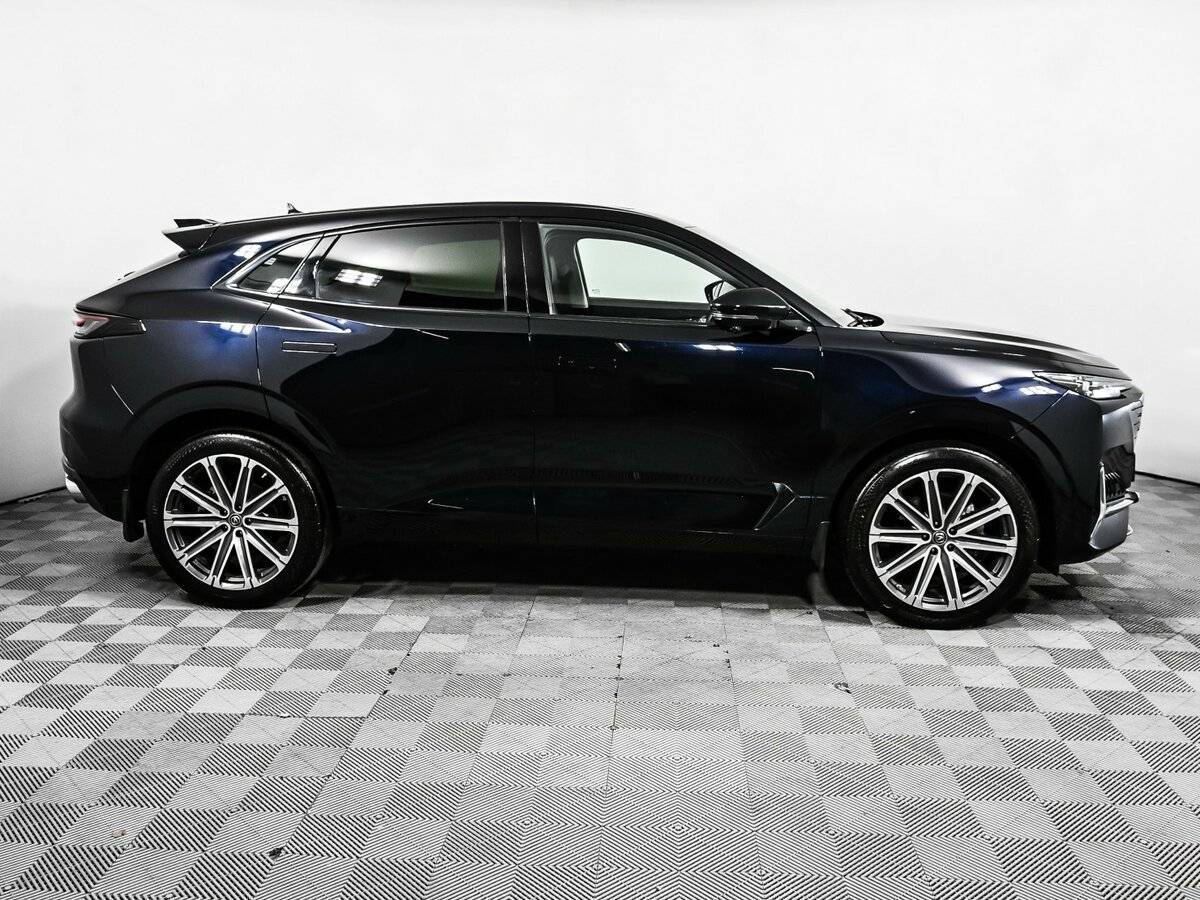 Changan UNI-K с пробегом — 2023 год. Фото: #3