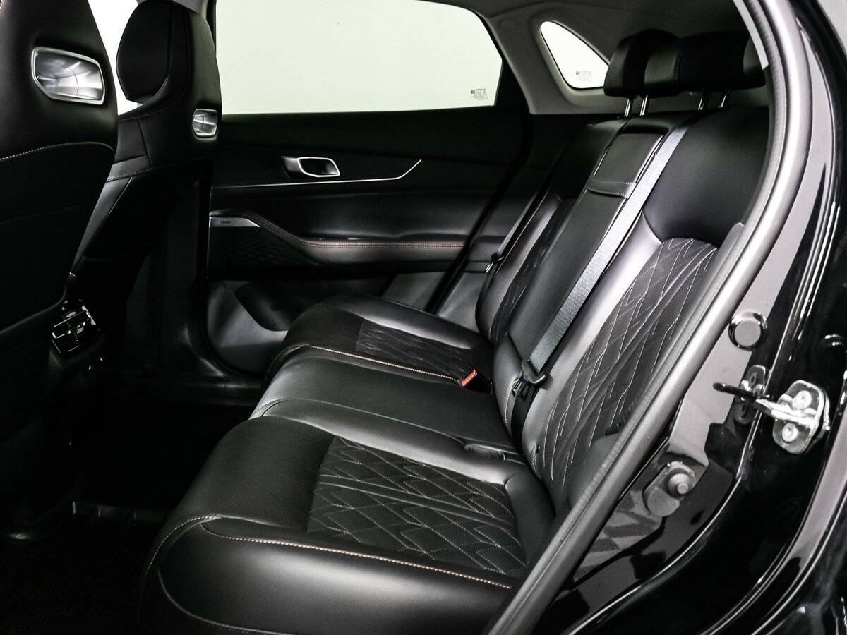 Changan UNI-K с пробегом — 2023 год. Фото: #11