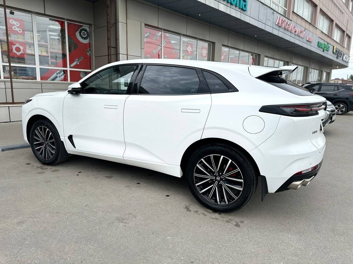 Changan UNI-K с пробегом — 2023 год. Фото: #3