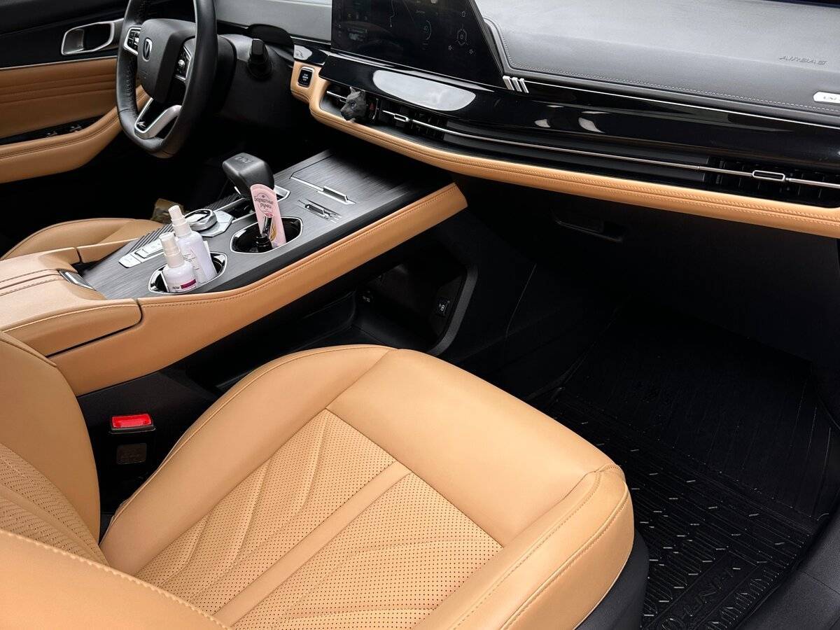 Changan UNI-K с пробегом — 2023 год. Фото: #10