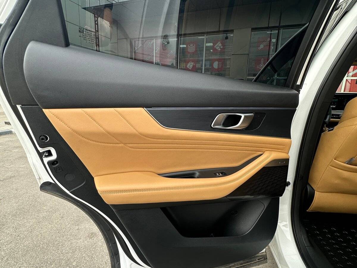 Changan UNI-K с пробегом — 2023 год. Фото: #23