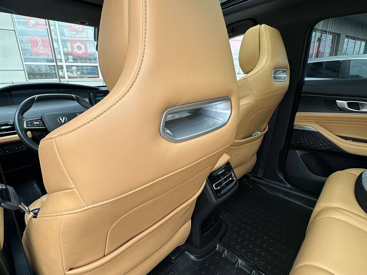 Changan UNI-K с пробегом — 2023 год. Фото: #24