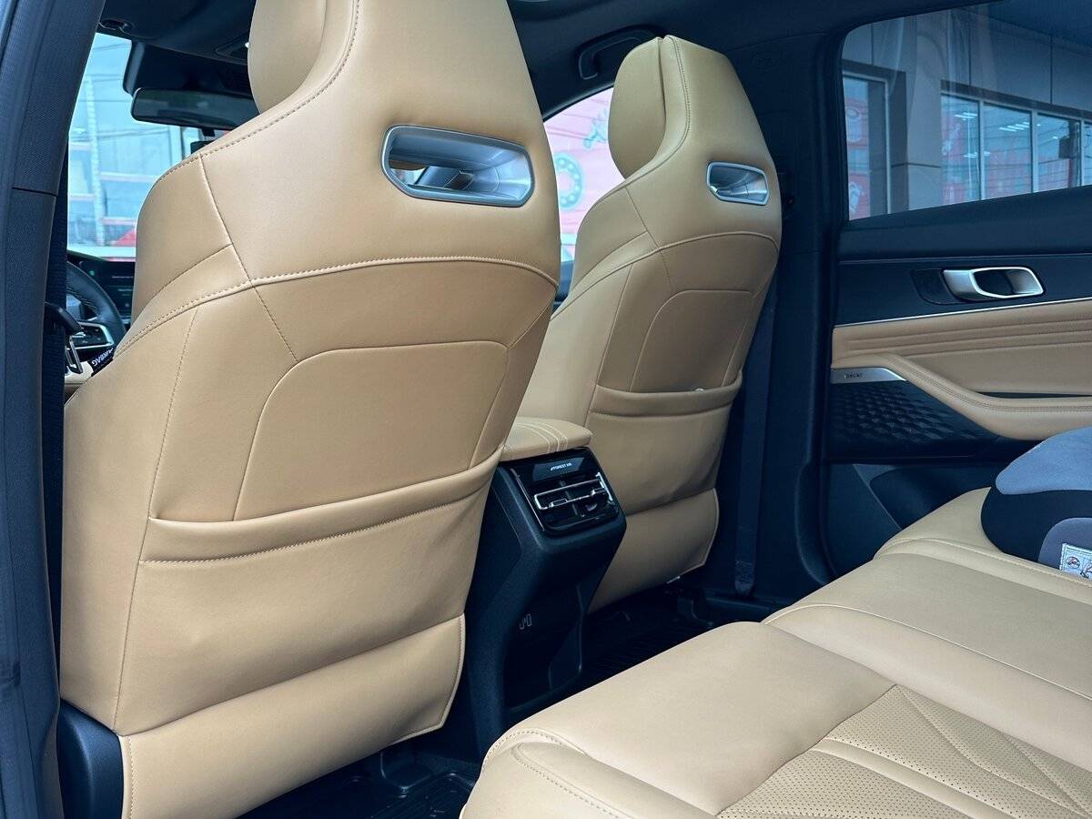 Changan UNI-K с пробегом — 2023 год. Фото: #33