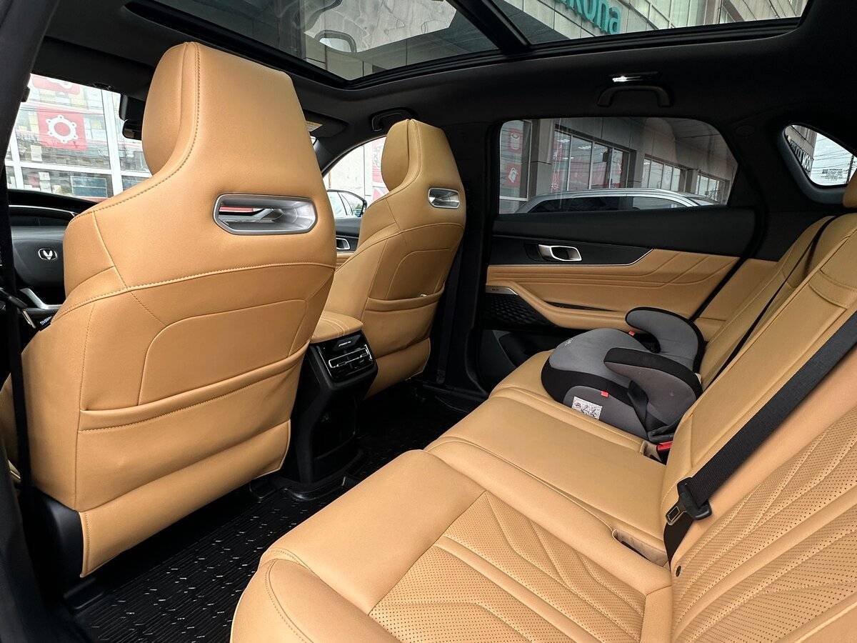 Changan UNI-K с пробегом — 2023 год. Фото: #34