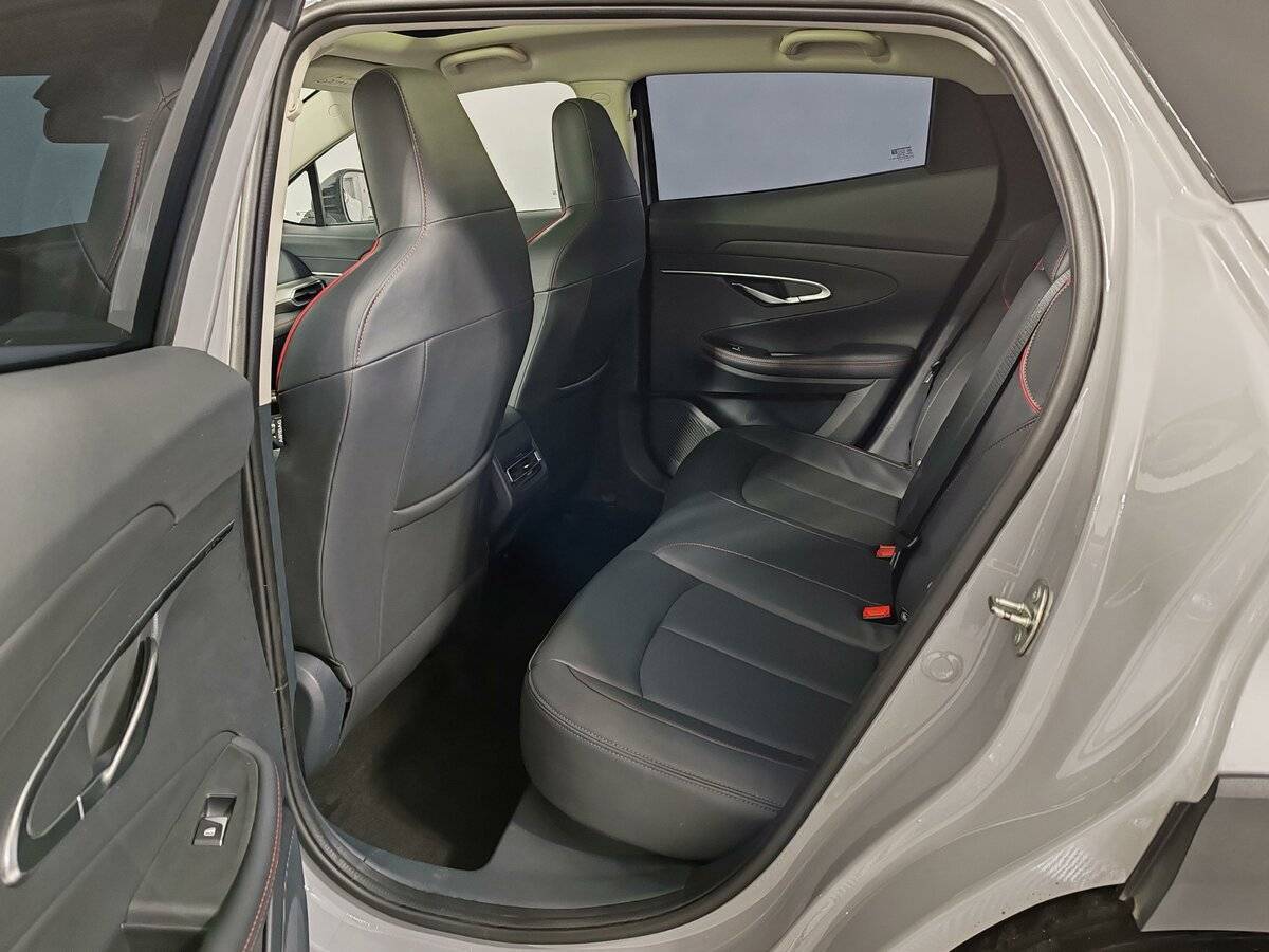 Changan UNI-T с пробегом — 2023 год. Фото: #11