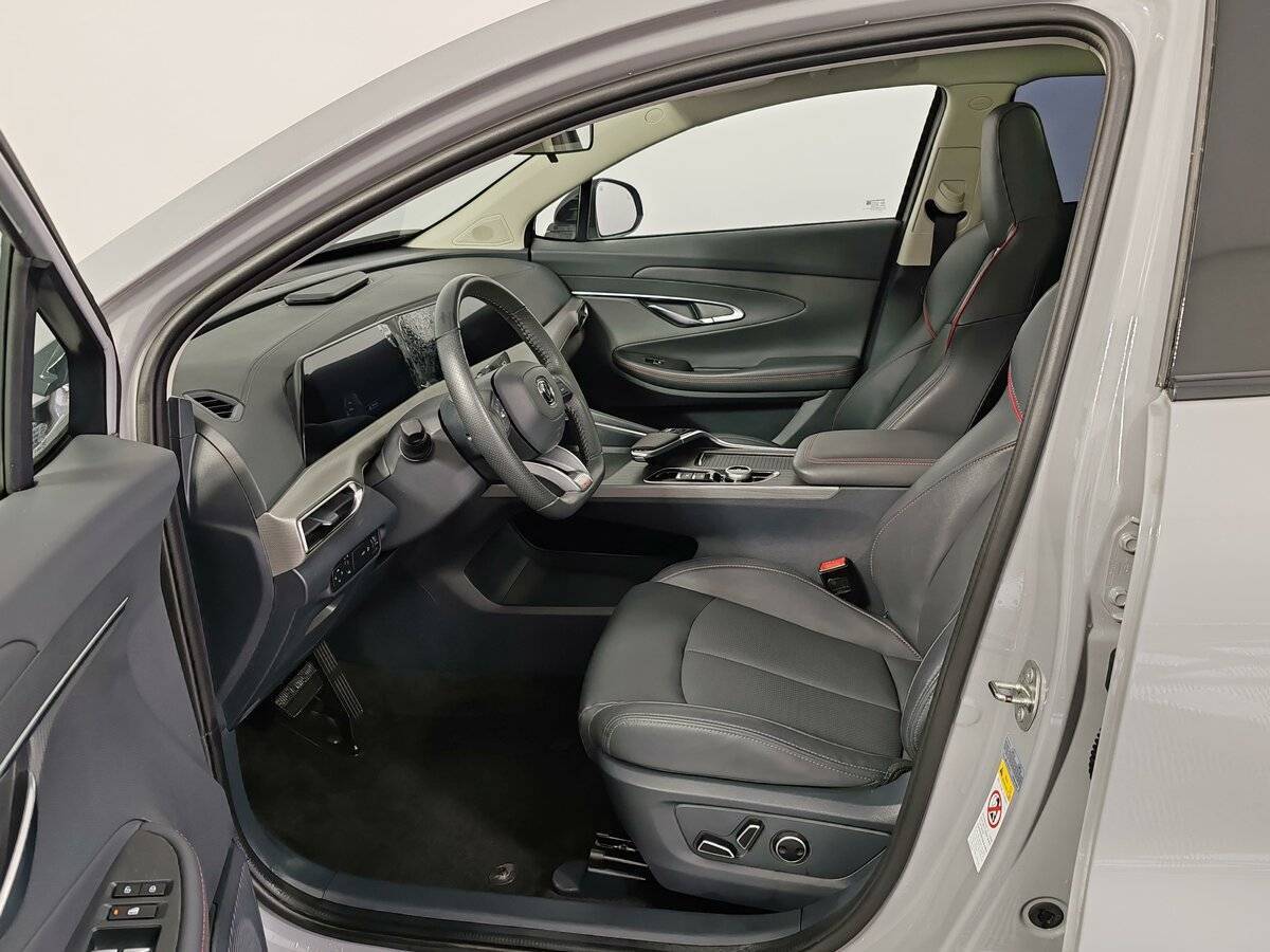 Changan UNI-T с пробегом — 2023 год. Фото: #15