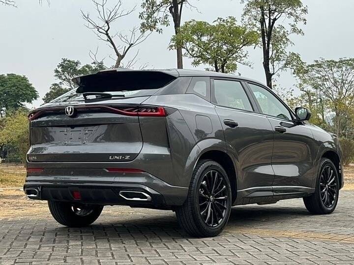 Changan UNI-Z с пробегом — 2024 год. Фото: #3