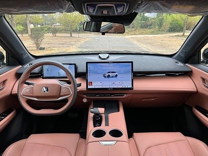 Changan UNI-Z с пробегом — 2024 год. Фото: #9