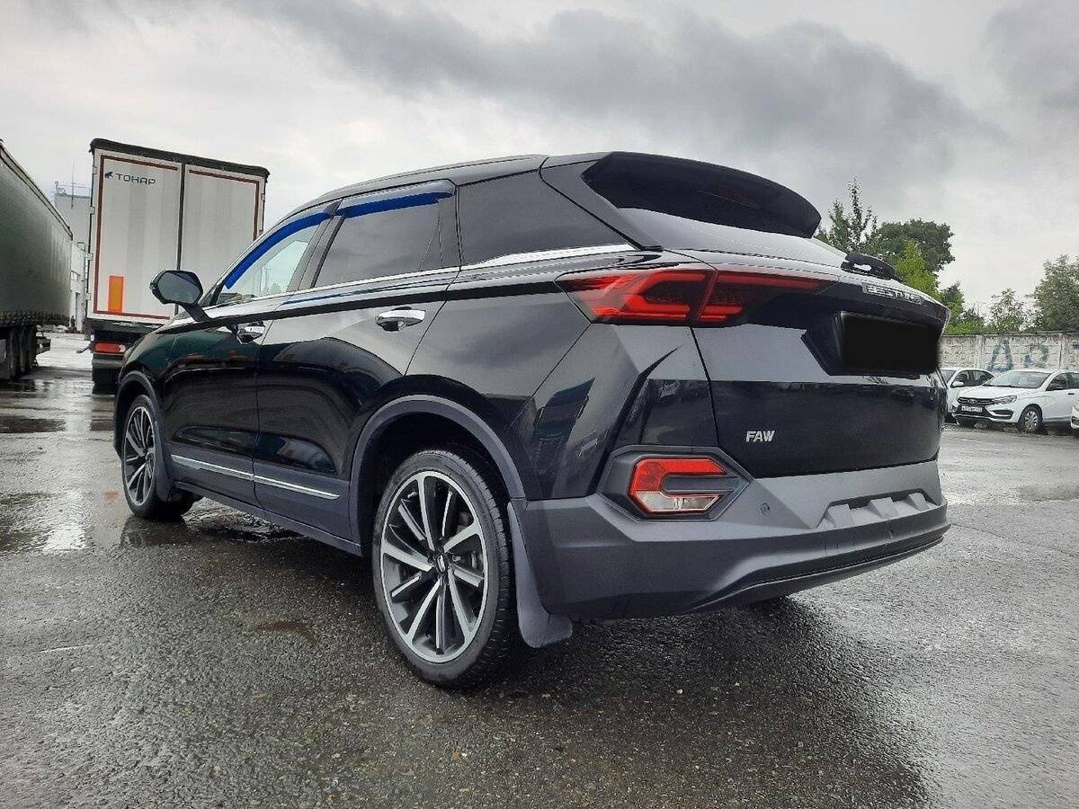 FAW Bestune T77 с пробегом — 2022 год. Фото: #3