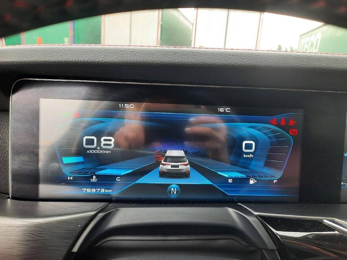 FAW Bestune T77 с пробегом — 2022 год. Фото: #8