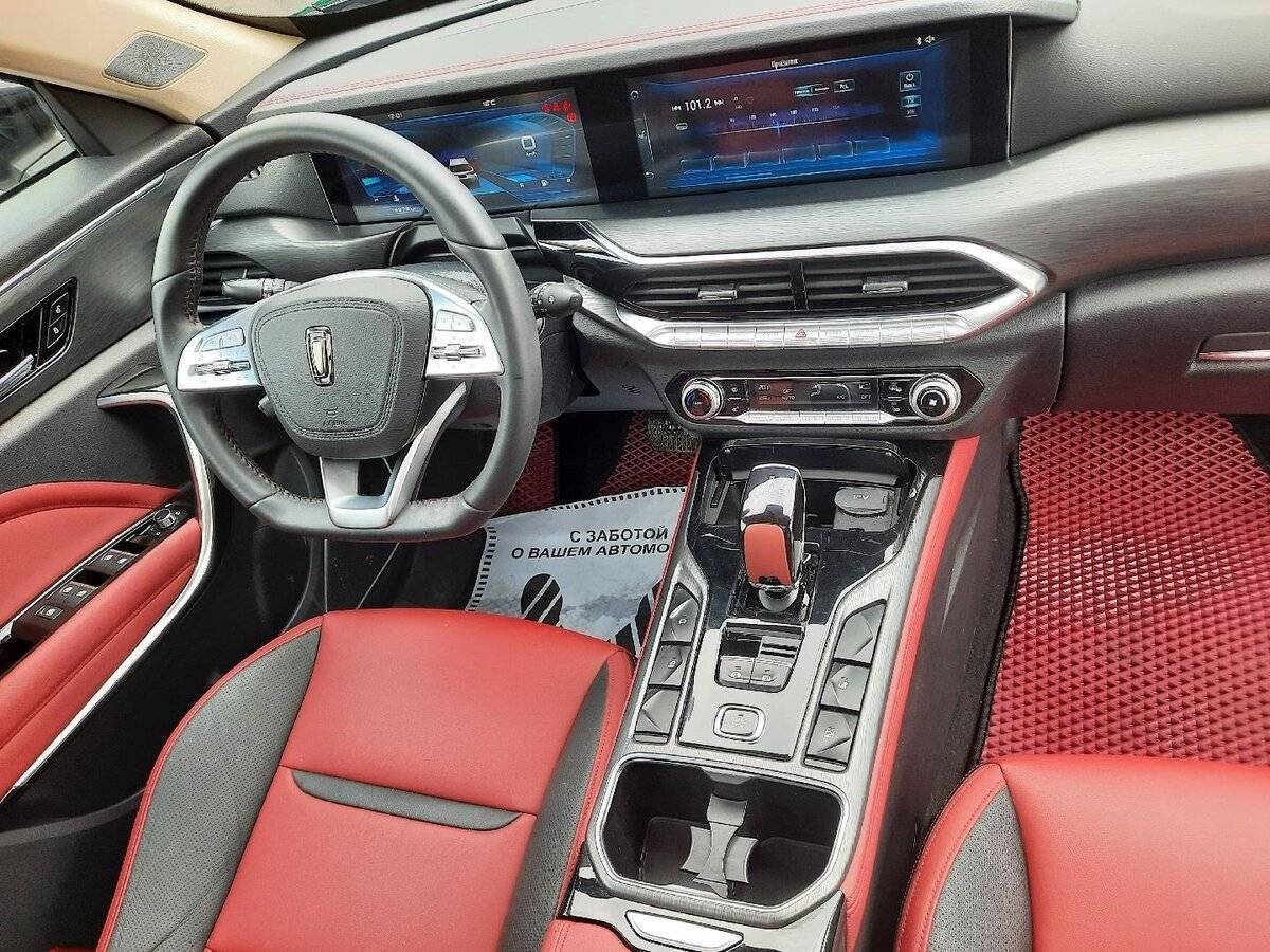 FAW Bestune T77 с пробегом — 2022 год. Фото: #10