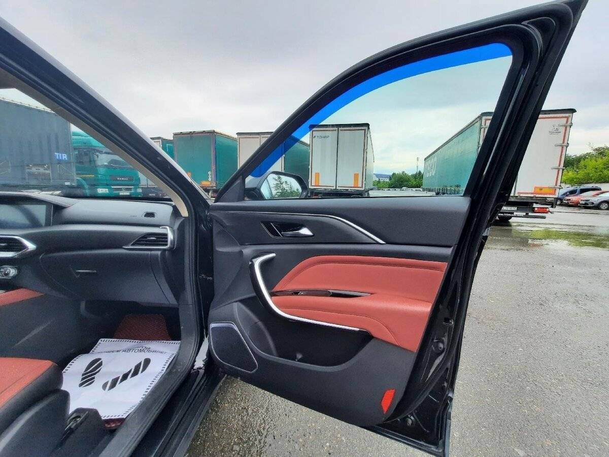 FAW Bestune T77 с пробегом — 2022 год. Фото: #12