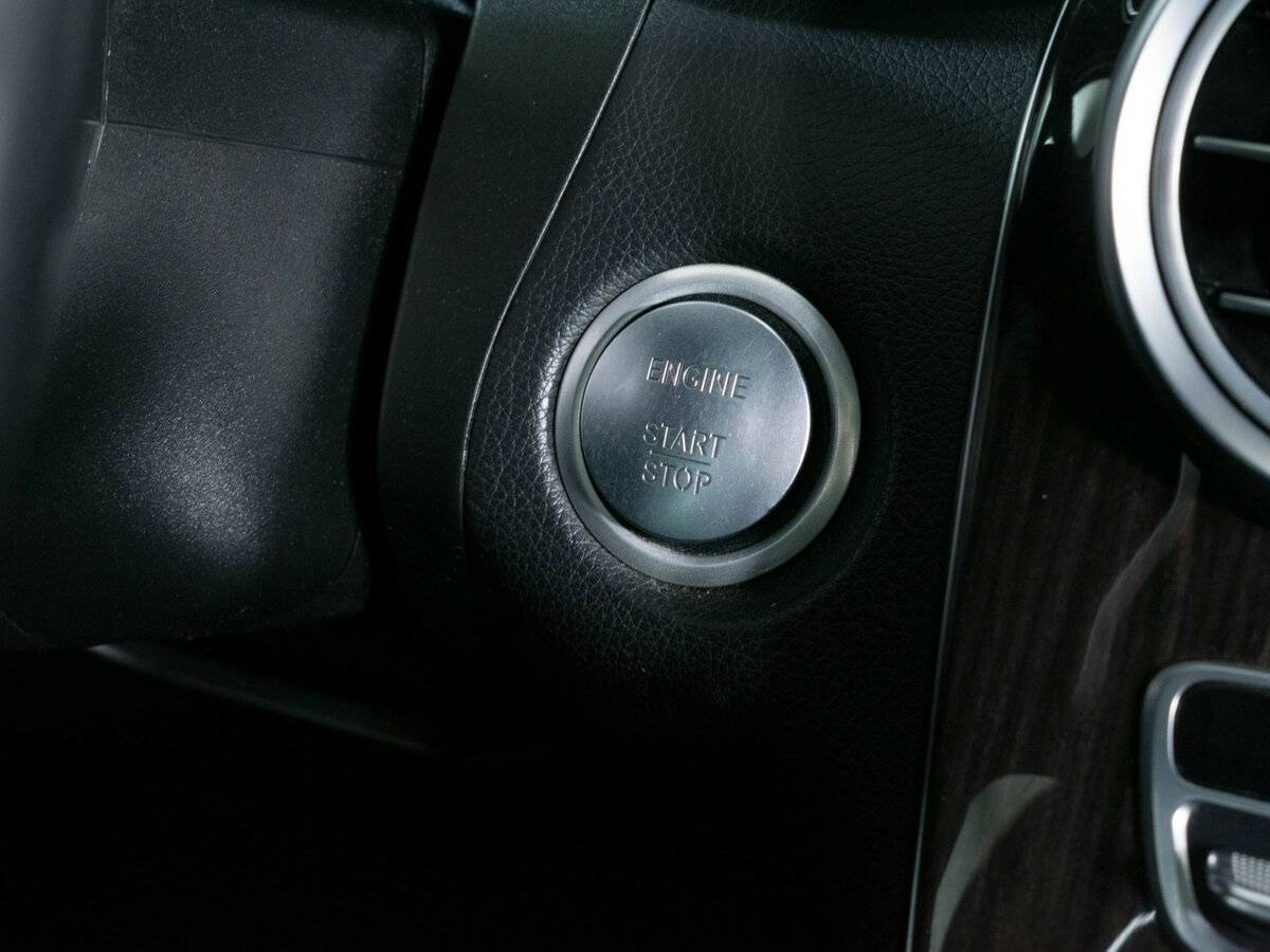 Mercedes-Benz GLC с пробегом — 2016 год. Фото: #16