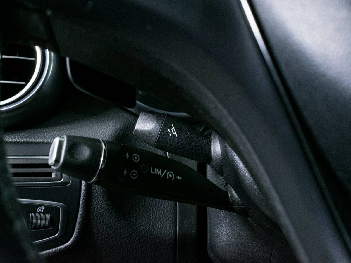 Mercedes-Benz GLC с пробегом — 2016 год. Фото: #17