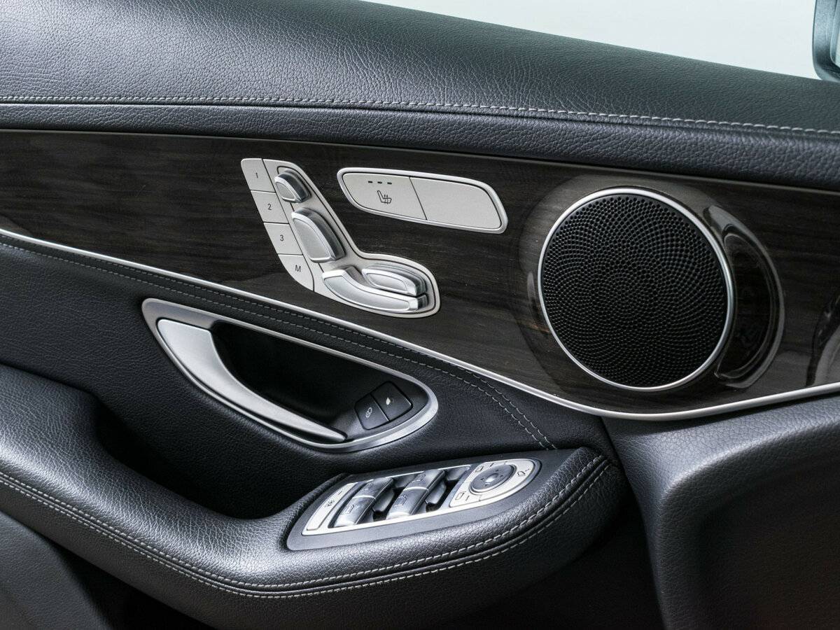 Mercedes-Benz GLC с пробегом — 2016 год. Фото: #19