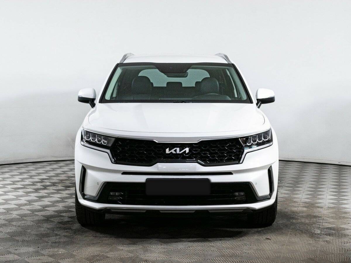Kia Sorento с пробегом — 2023 год. Фото: #1