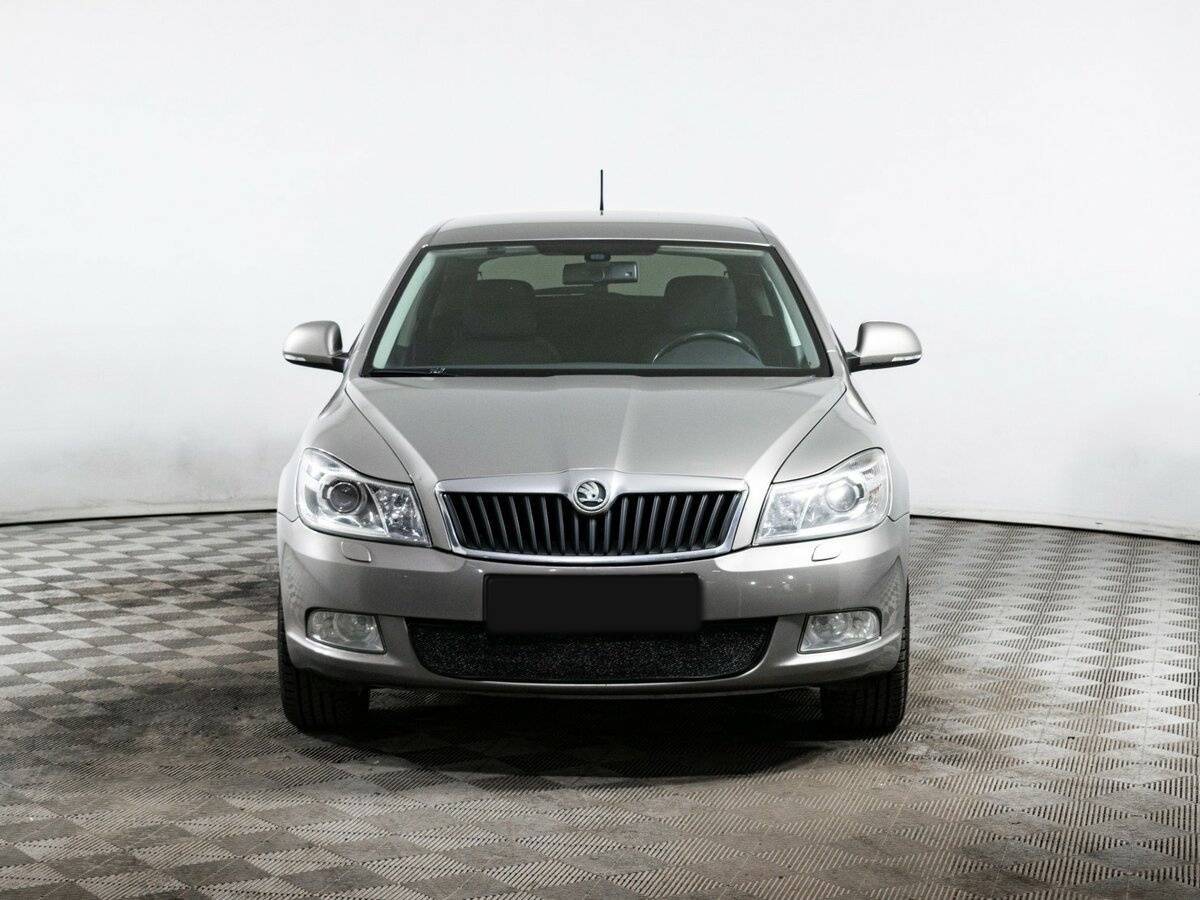 Skoda Octavia с пробегом — 2011 год. Фото: #1
