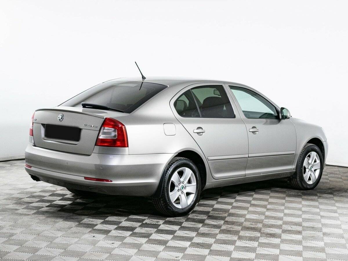Skoda Octavia с пробегом — 2011 год. Фото: #4