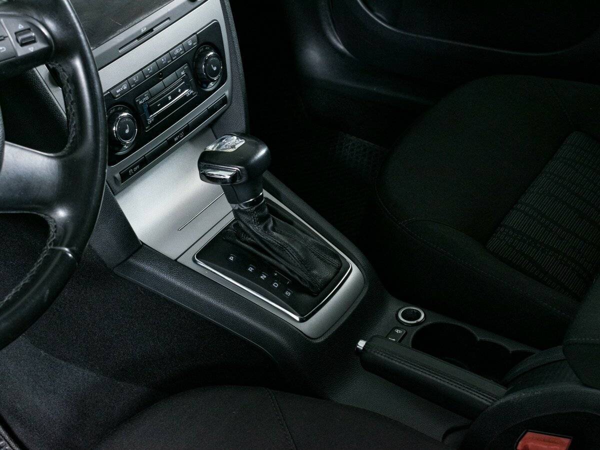 Skoda Octavia с пробегом — 2011 год. Фото: #14