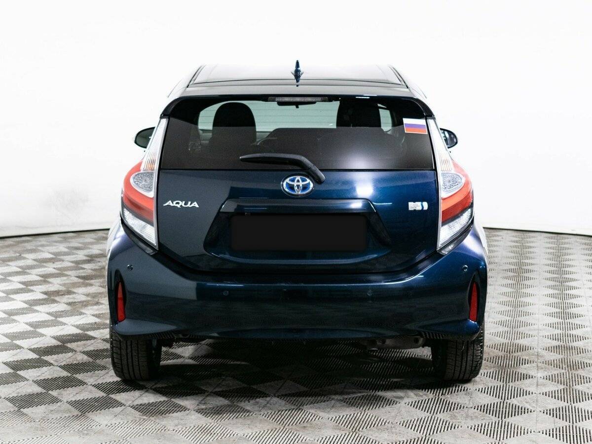 Toyota Aqua с пробегом — 2018 год. Фото: #4