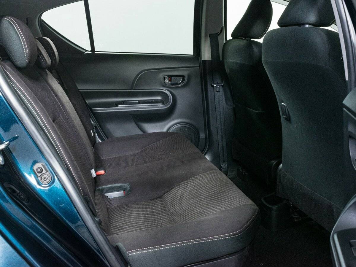 Toyota Aqua с пробегом — 2018 год. Фото: #7