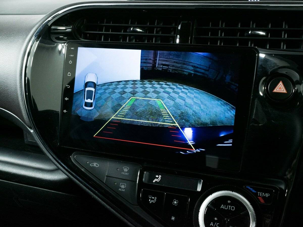 Toyota Aqua с пробегом — 2018 год. Фото: #11