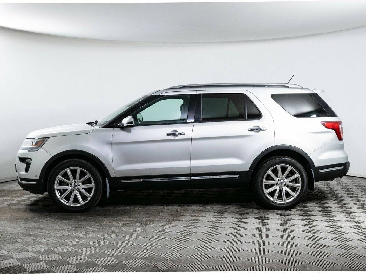 Ford Explorer с пробегом — 2018 год. Фото: #7