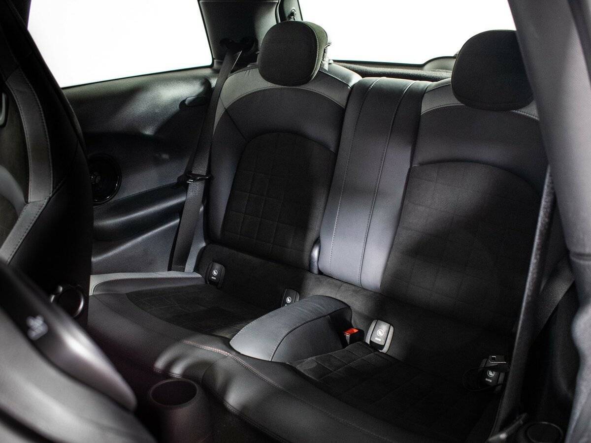 Mini Hatch с пробегом — 2021 год. Фото: #9