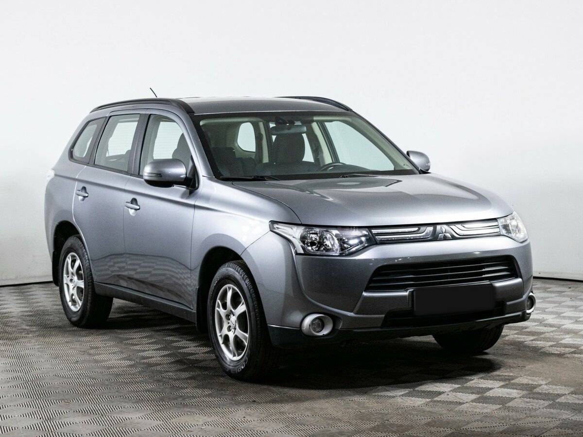 Mitsubishi Outlander с пробегом — 2012 год. Фото: #2